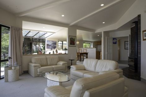 Photo of property in 22 Taiaruru Way, Russell, 0272