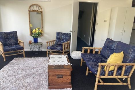 Photo of property in 8 Lingham Crescent, Torbay, Auckland, 0630