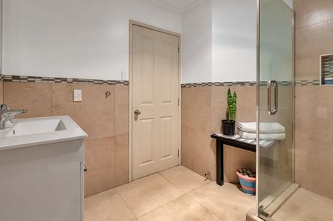 Photo of property in 251 Griffin Road, Maungaturoto, 0583