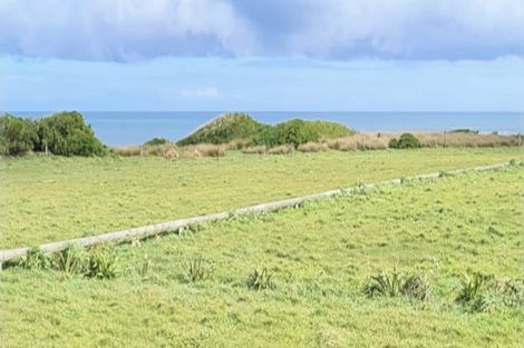 Photo of property in 188e Arawhata Road, Opunake, 4681