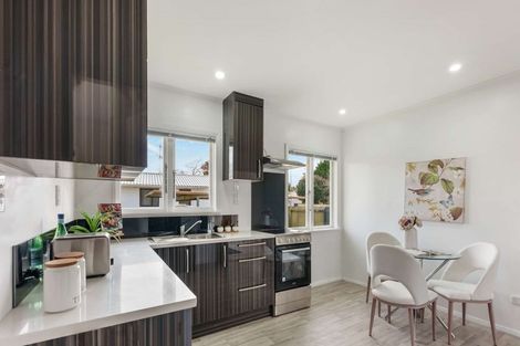 Photo of property in 1/13 Rollerson Street, Papakura, 2110