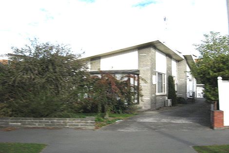 Photo of property in 1/5 Newbridge Place, Ilam, Christchurch, 8041