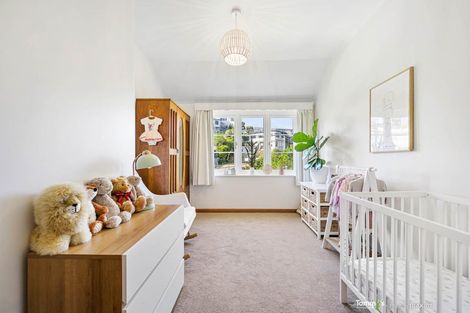 Photo of property in 121 Onslow Road, Khandallah, Wellington, 6035