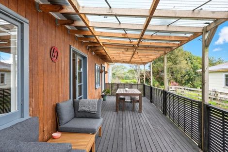 Photo of property in 24 Pah Road, Te Puke, 3189