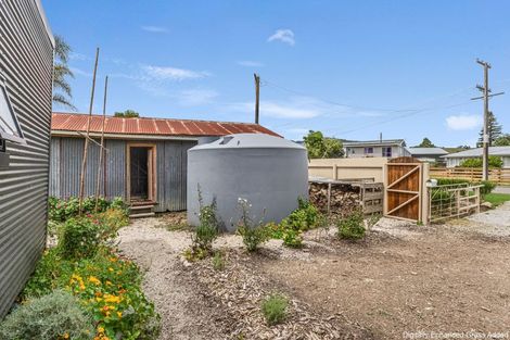 Photo of property in 15 Kipling Road, Te Karaka, 4022