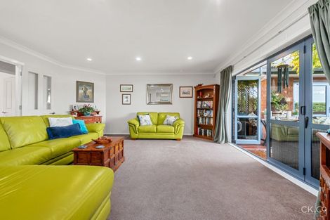 Photo of property in 53 Riverstone Drive, Riverstone Terraces, Upper Hutt, 5018