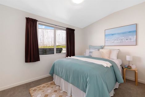 Photo of property in 18 Dusky Crescent, Aotea, Porirua, 5024
