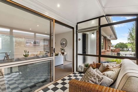 Photo of property in 2/352 Bucklands Beach Road, Bucklands Beach, Auckland, 2012