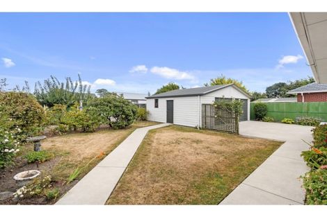 Photo of property in 34 Dunstan Crescent, Hornby, Christchurch, 8042