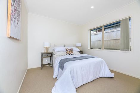 Photo of property in 16 Brookwood Drive, Henderson, Auckland, 0612