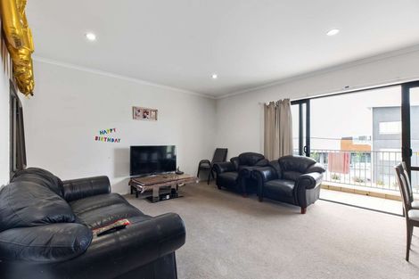 Photo of property in 24c/132 Stancombe Road, Flat Bush, Auckland, 2016