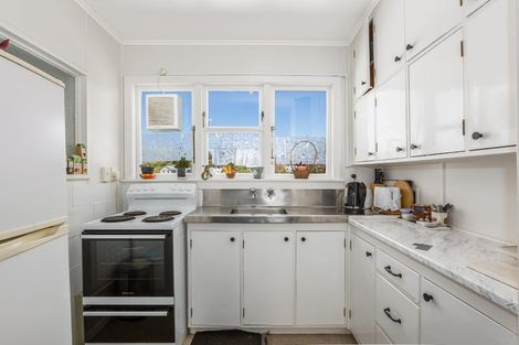 Photo of property in 78-80 Hereford Street, Cannons Creek, Porirua, 5024