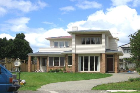 Photo of property in 19 Rambler Crescent, Beach Haven, Auckland, 0626