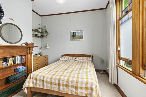 Photo of property in 13 Herald Terrace, Berhampore, Wellington, 6023