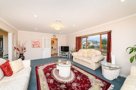 Photo of property in 12 Silkwood Place, Fitzherbert, Palmerston North, 4410