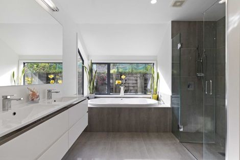 Photo of property in 2428 Hunua Road, Hunua, Papakura, 2583