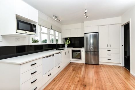 Photo of property in 161 Tuhikaramea Road, Dinsdale, Hamilton, 3204