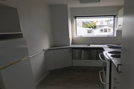 Photo of property in Windsor Court, 7/340 Tinakori Road, Thorndon, Wellington, 6011