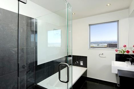 Photo of property in 8 Windsor Drive, Britannia Heights, Nelson, 7010