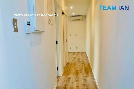 Photo of property in 8/18 Sylvan Crescent, Te Atatu South, Auckland, 0610