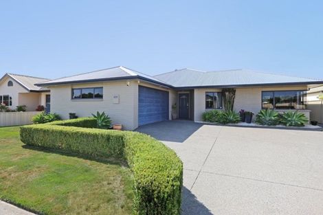 Photo of property in 202 Frimley Oaks, Frimley, Hastings, 4120