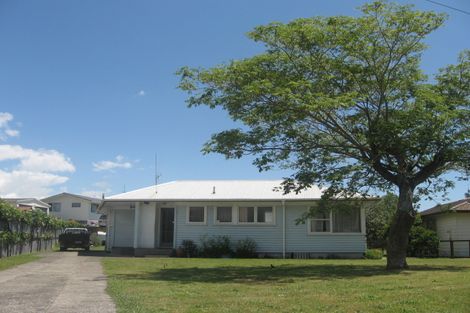 Photo of property in 42 Harris Street, Te Puke, 3119