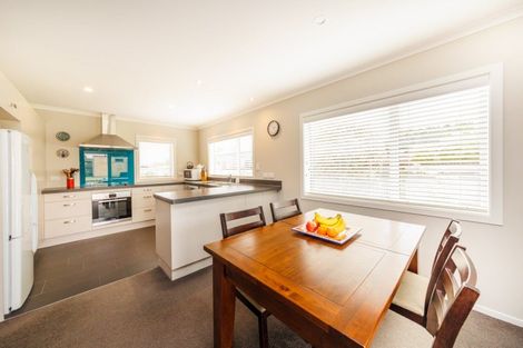 Photo of property in 8 Roots Street West, Feilding, 4702