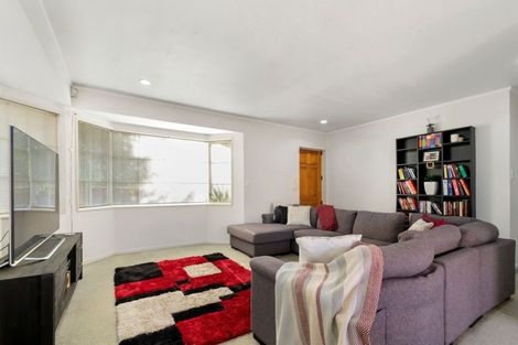 Photo of property in 1a Willis Road, Papakura, 2110