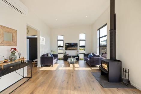 Photo of property in 13 Russ Drive, Lincoln, 7608