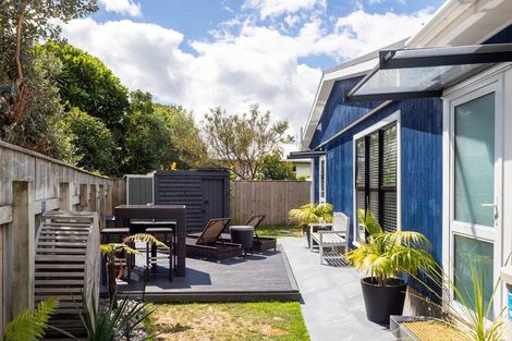 Photo of property in 127 Tilley Road, Paekakariki, 5034