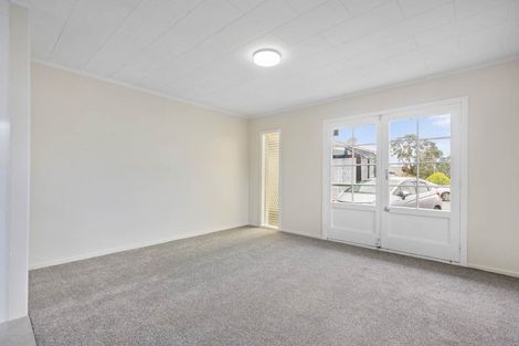 Photo of property in 4/28 Alfriston Road, Manurewa East, Auckland, 2102