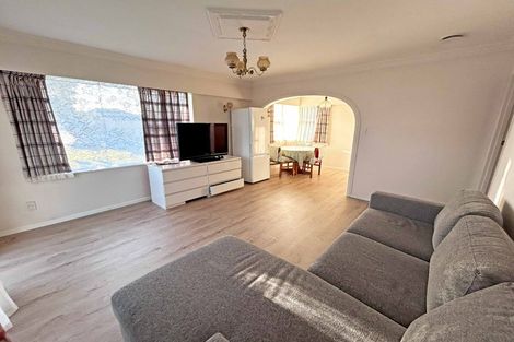 Photo of property in 290a Cambridge Road, Hillcrest, Hamilton, 3216