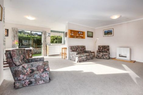 Photo of property in 80a Oxford Street, Tawa, Wellington, 5028