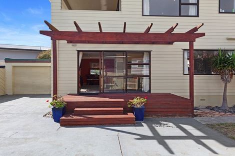 Photo of property in 24b Karewa Parade, Papamoa Beach, Papamoa, 3118