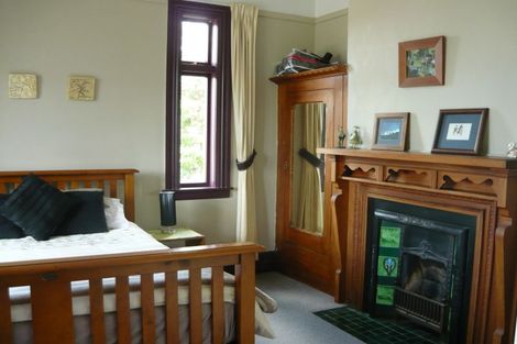 Photo of property in 52 Timaru Road, Waimate, 7924