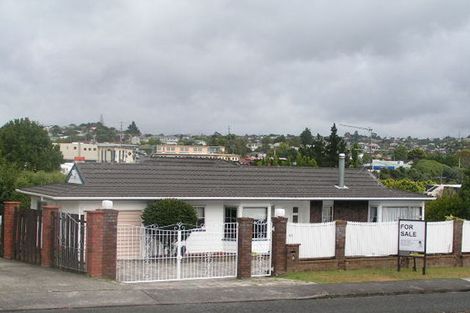 Photo of property in 50 Kennedy Avenue, Forrest Hill, Auckland, 0620