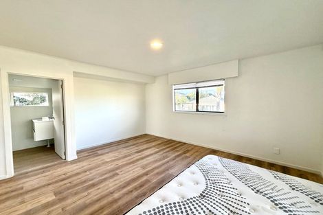 Photo of property in 50 Routley Drive, Glen Eden, Auckland, 0602