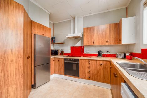 Photo of property in 19 Williams Street, Cambridge, 3434