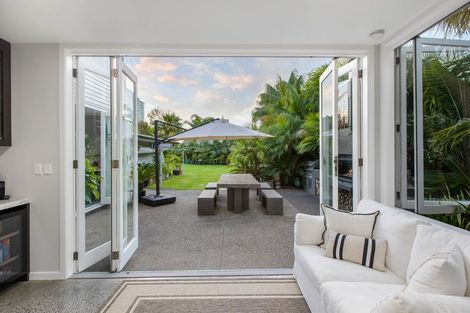 Photo of property in 7 Sanders Avenue, Takapuna, Auckland, 0622