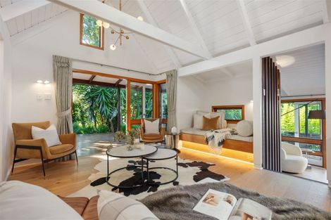 Photo of property in 34 Castor Bay Road, Castor Bay, Auckland, 0620