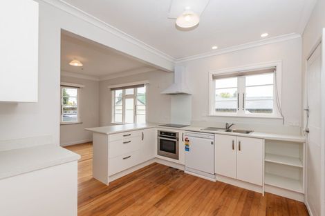 Photo of property in 99 Churchill Avenue, Hokowhitu, Palmerston North, 4410