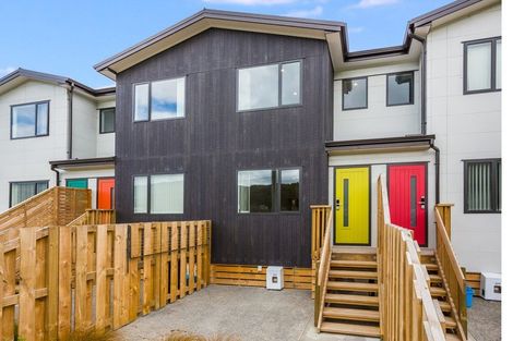 Photo of property in 3/33 Fitzherbert Road, Wainuiomata, Lower Hutt, 5014