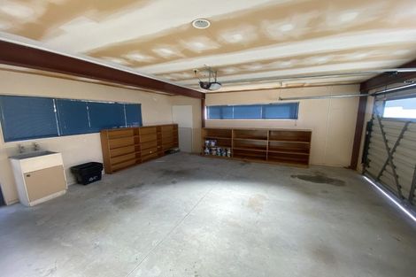 Photo of property in 133 Milton Road, Bluff Hill, Napier, 4110