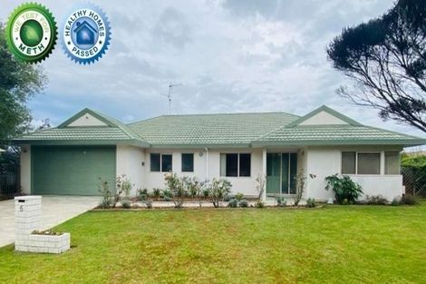 Photo of property in 5 Stella Court, Paraparaumu, 5032