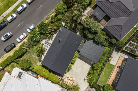 Photo of property in 3 Piper Way, Glen Avon, New Plymouth, 4312