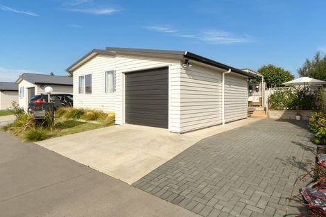 Photo of property in 11 Kamahi Crescent, Papamoa Beach, Papamoa, 3118
