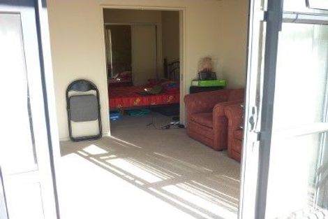Photo of property in Atrium Towers, 1p/154 The Terrace, Wellington Central, Wellington, 6011