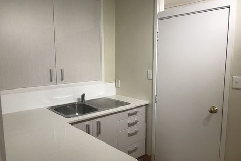 Photo of property in 26 Lyttelton Avenue, Forrest Hill, Auckland, 0620