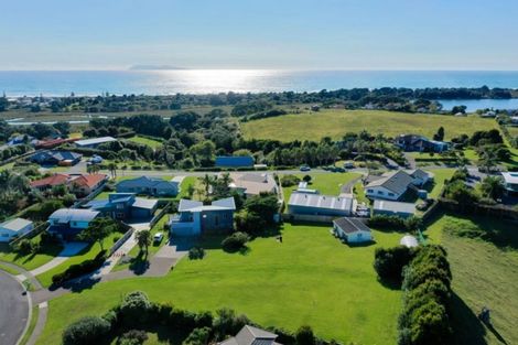 Photo of property in 11 Athenree Heights, Athenree, Waihi Beach, 3177