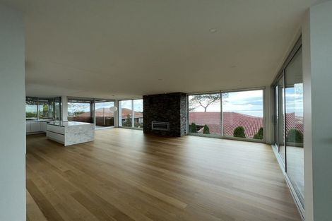 Photo of property in 451 East Coast Road, Murrays Bay, Auckland, 0630